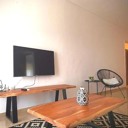 Apartment Urban Kalamitsa *